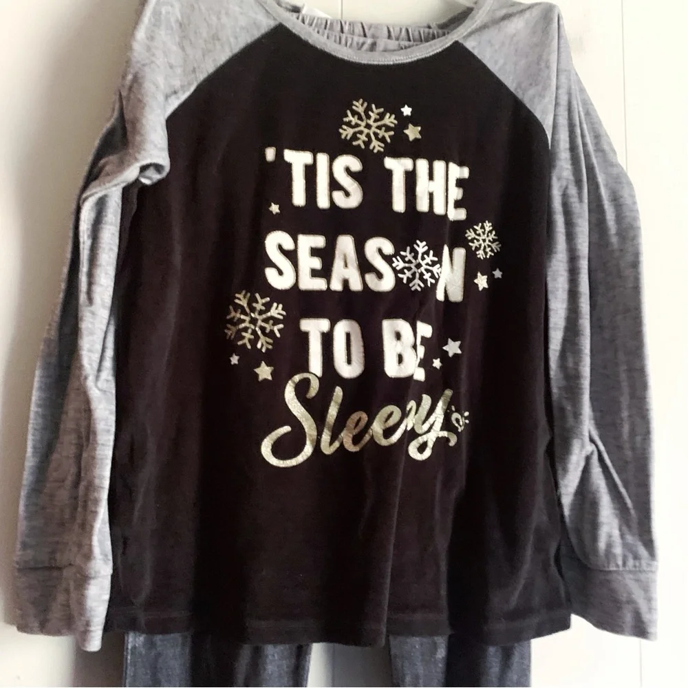 JUSTICE Season to Sleep Matching Pj Set Snowflakes Pants & Shirt 2 pc set 12